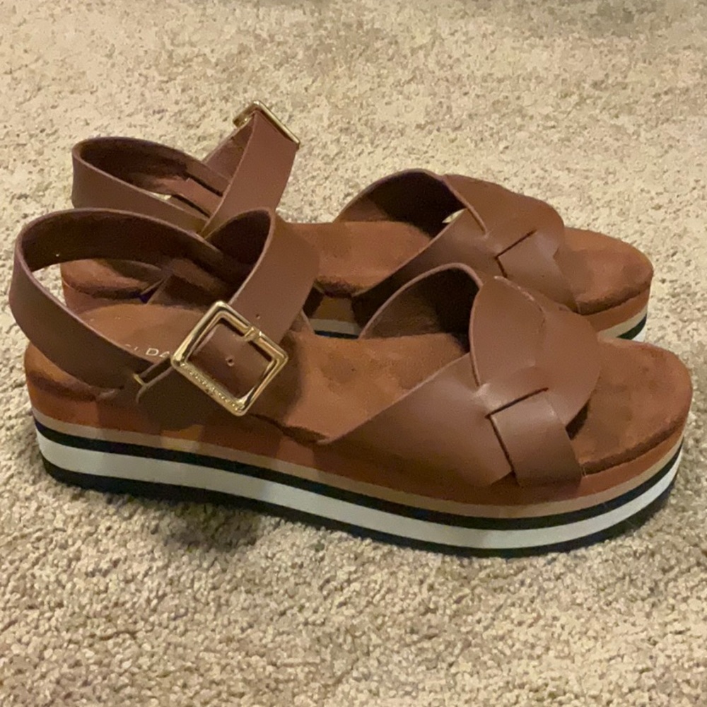 Anthropologie Kelsi Dagger Brooklyn Breeze Leather Platform Sandals size 7